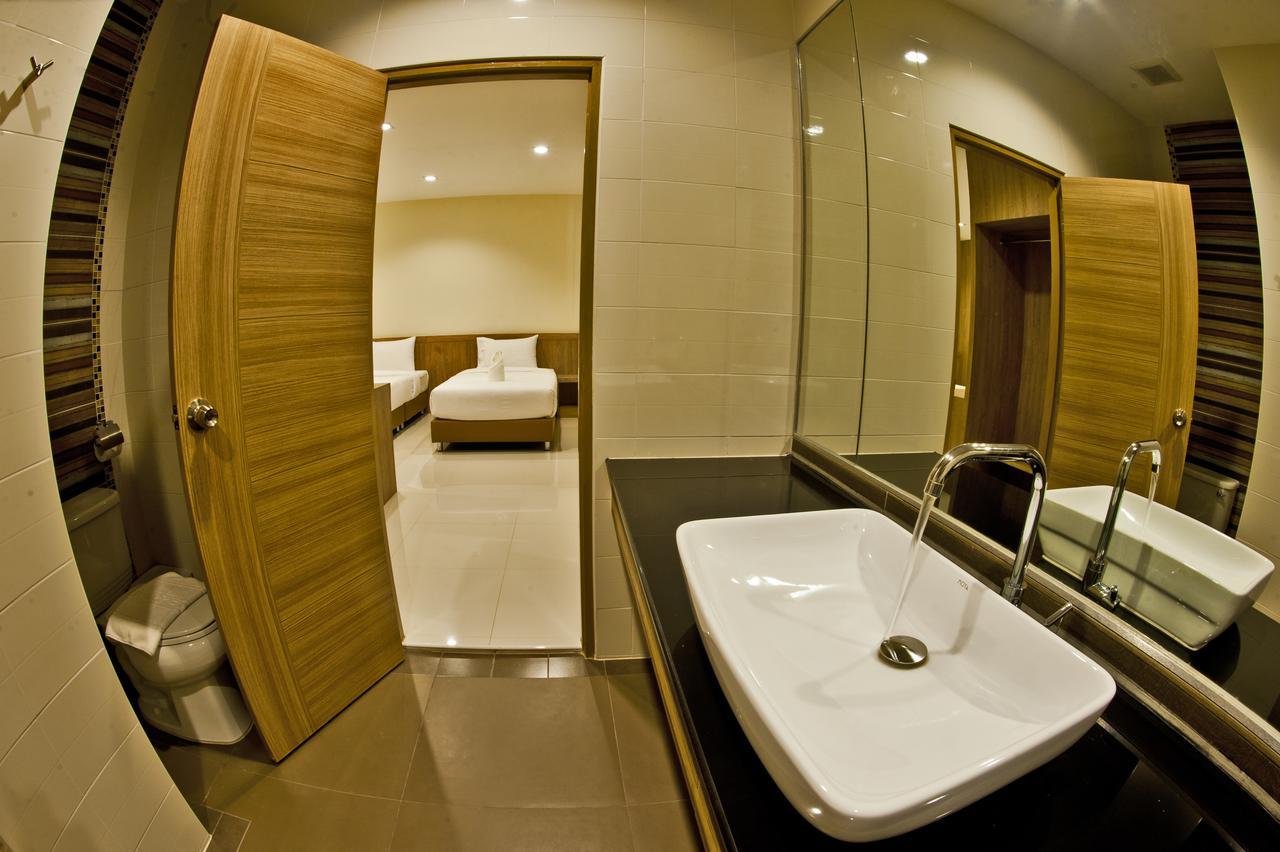Omg Hotel Khonken Kültér fotó