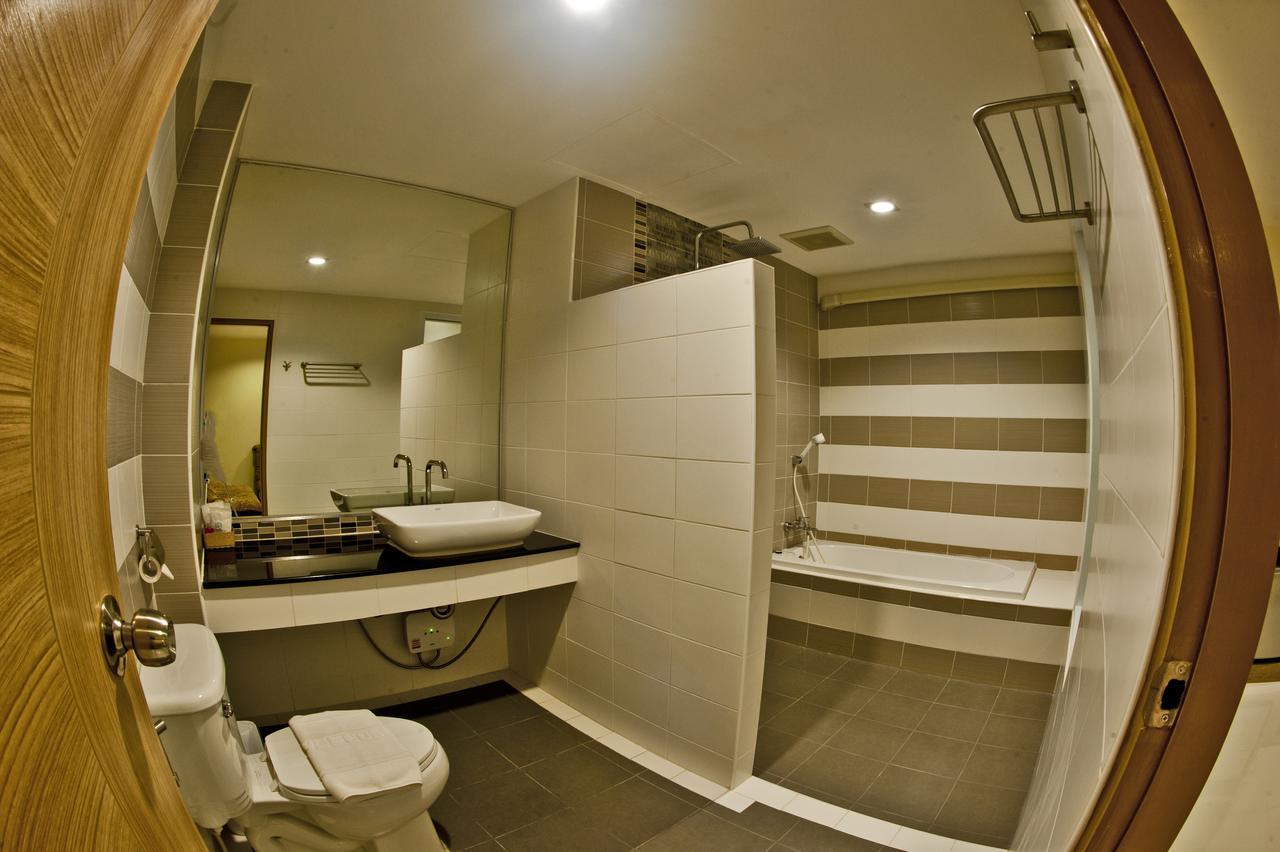 Omg Hotel Khonken Kültér fotó