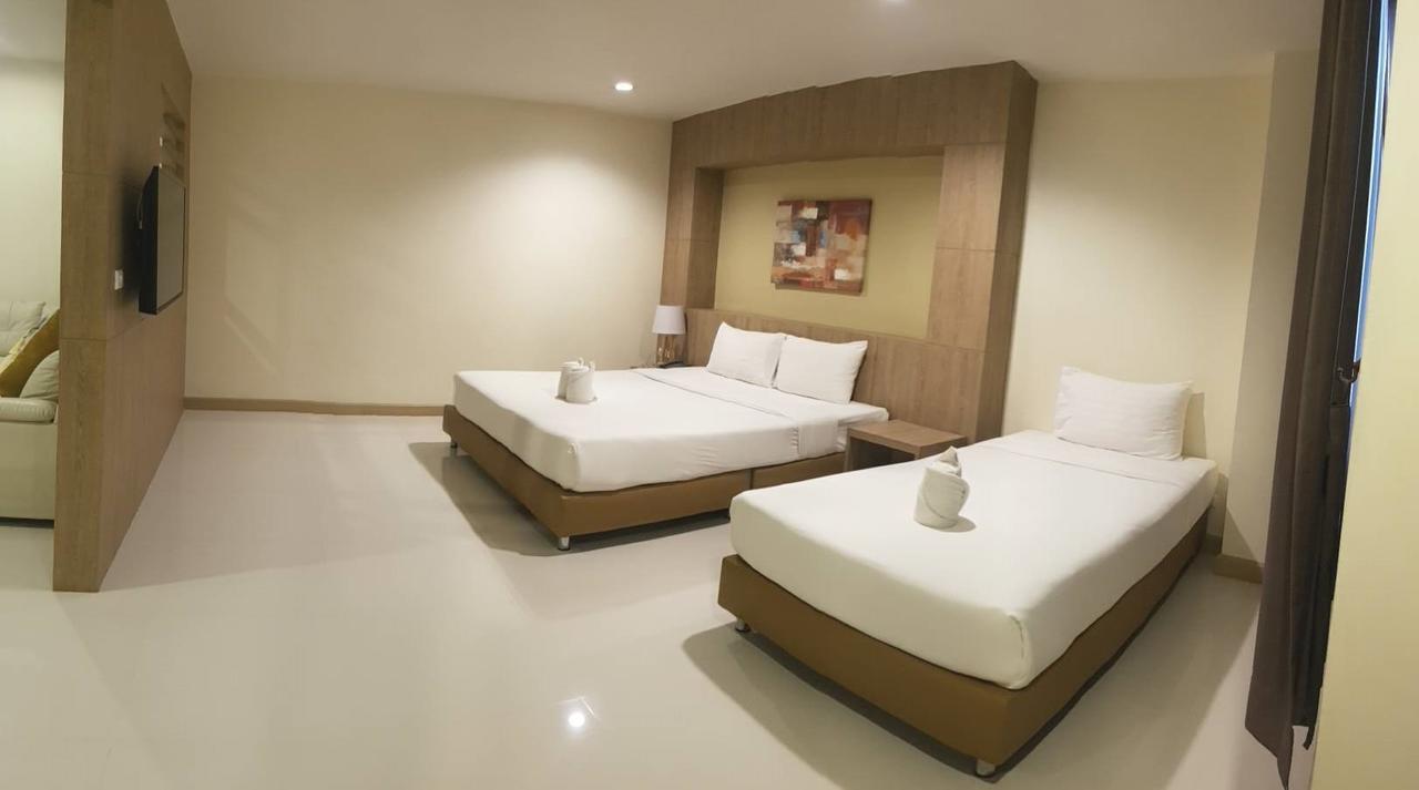 Omg Hotel Khonken Kültér fotó