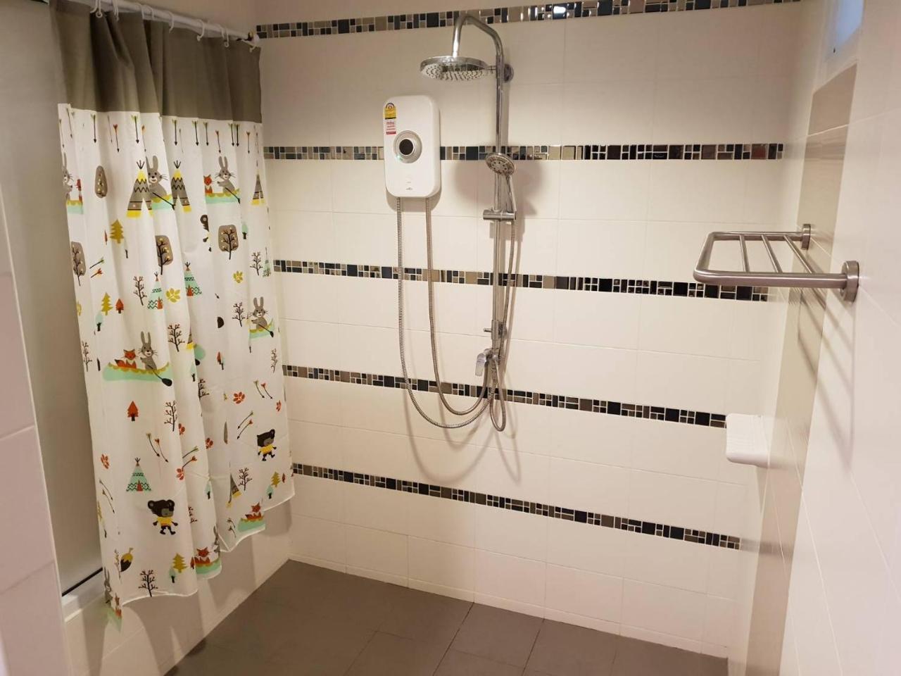 Omg Hotel Khonken Kültér fotó