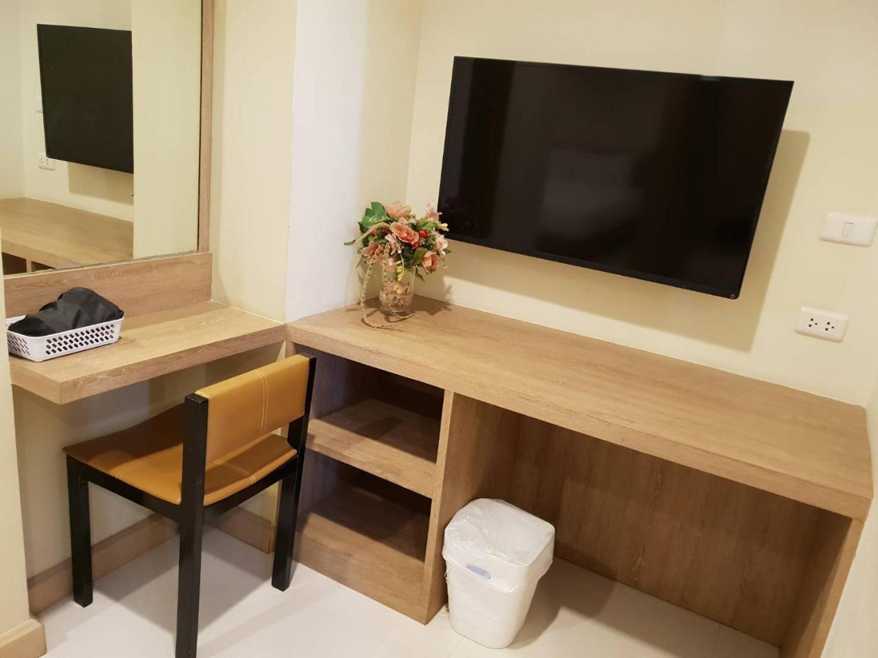 Omg Hotel Khonken Kültér fotó